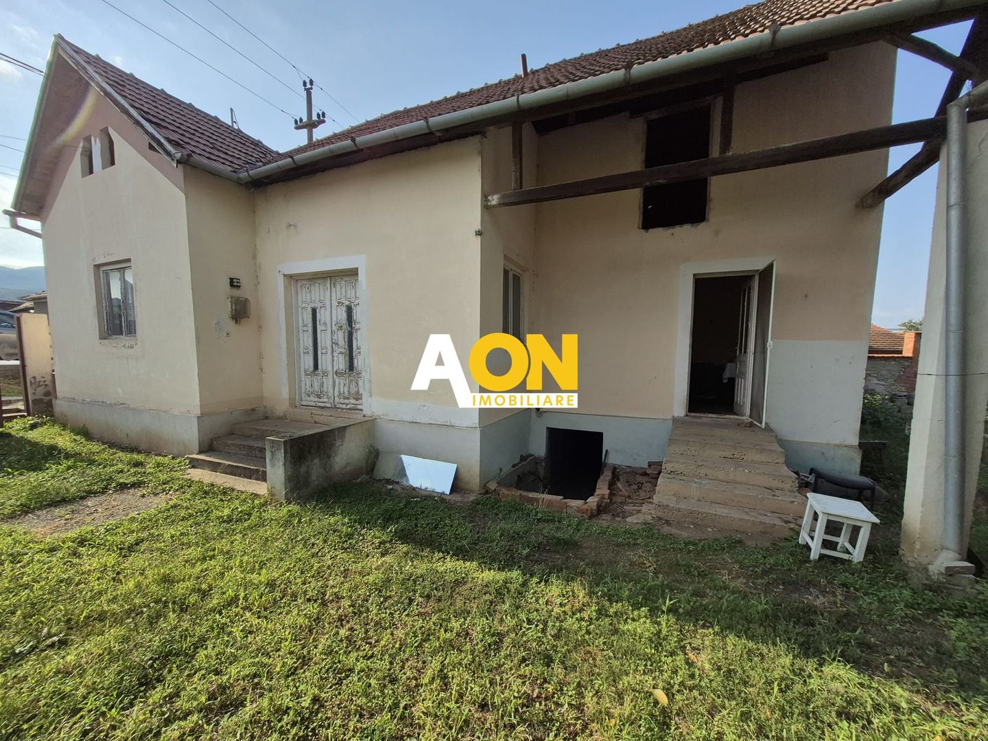 Casa 4 Camere, 100 mp, Teren 733 mp, Toate Utilitatile, Micesti - Poză 1