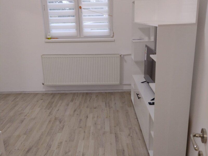 Apartament 2 camere de vanzare - Poză 10