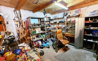 Casa cu 2 corpuri de cladire, 744 mp teren, toate utilitatile, Micesti - Poză 20