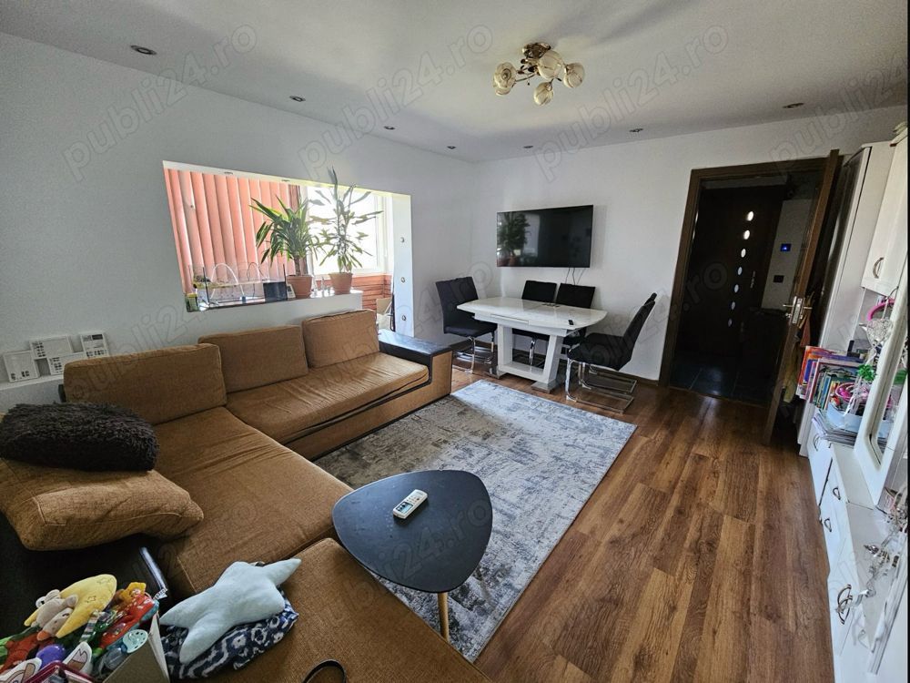 3 camere Lipovei 2 bai 2 balcoane centrala proprie - Poză 1