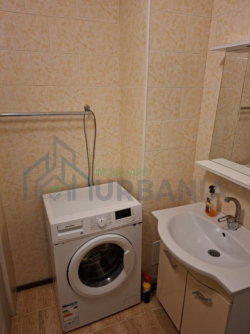 Vând garsoniera Podul de Fier - Poză 2