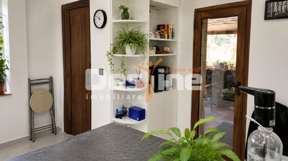 Casă individuală P+1+M, complet renovată, panouri fotovoltaice 9 kW - Poză 6