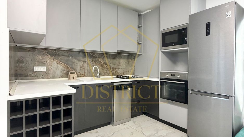 Apartament Superb cu 3 camere mobilat | Etajul 2 cu lift | zona Torontalului. - Poză 9