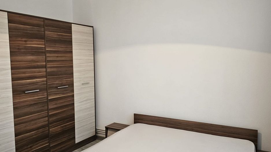 Apartament 3 camere regim hotelier, Micro 16 – Complex Siret, 65 mp - Poză 4