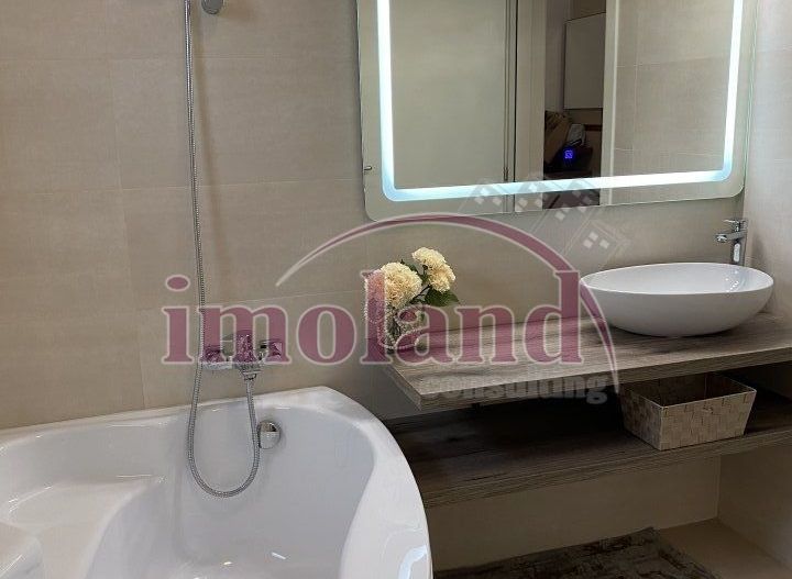 Inchiriere - apartament - 3 camere cu terasa - Aviatorilor - Poză 12