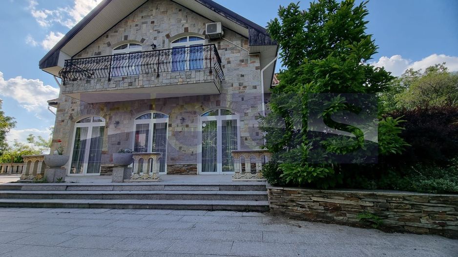 INCHIRIERE SPATIU COMERCIAL-2 VILE | ZONA MOGOSOAIA - Poză 1