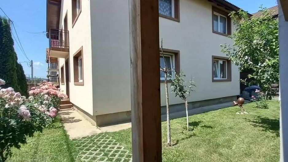 Vanzare Case in imprejurimi - Poză 2