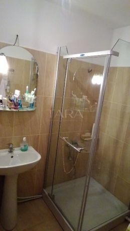 Apartament cu 2 camere de vânzare - Poză 6