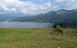 Teren intravilan 500 mp cu utilitati-ideal cabana, investitie-Colibita - Poză 1