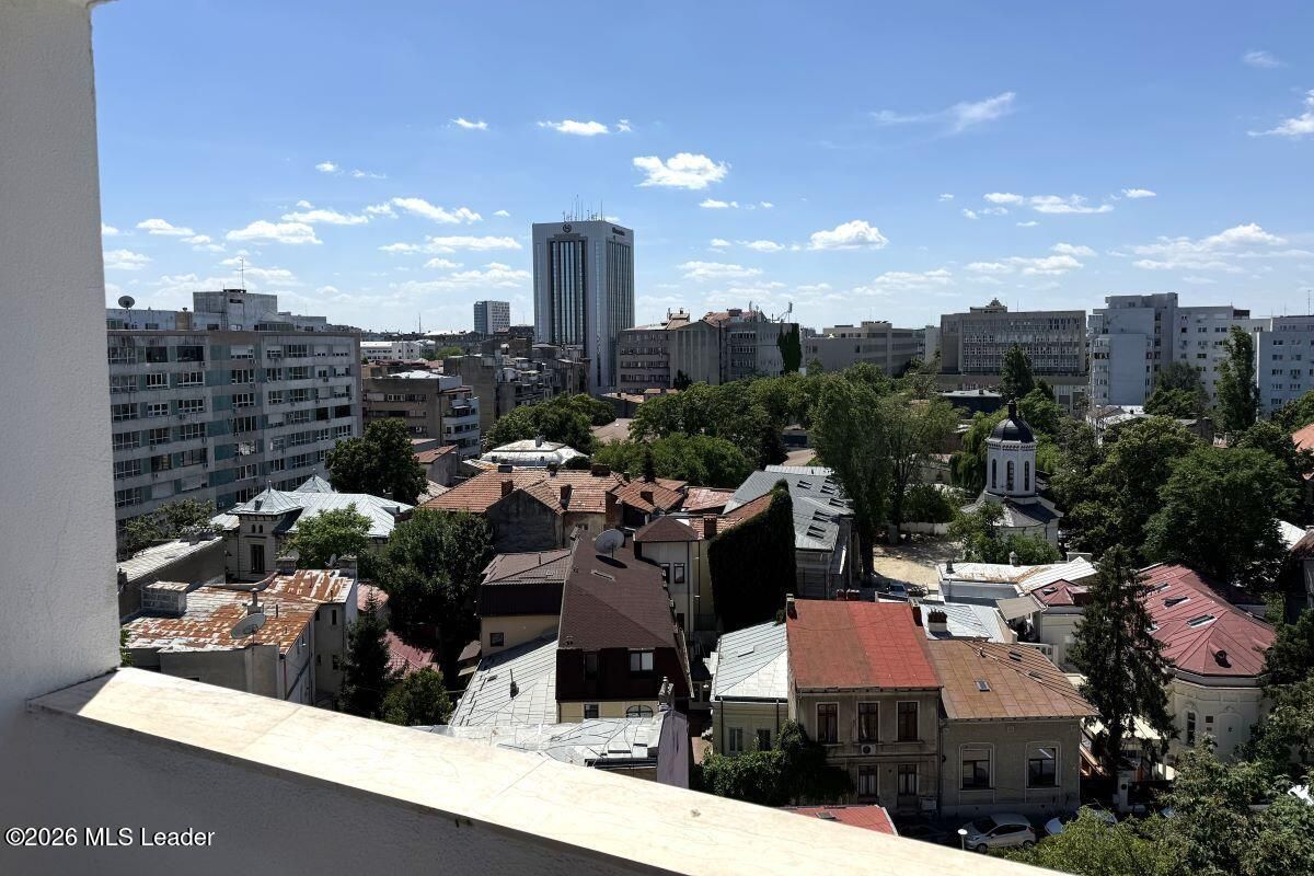 Polona - Duplex 256 mpu, 6 camere, etaje 6+7, panorama, terase 52 mp - Poză 42