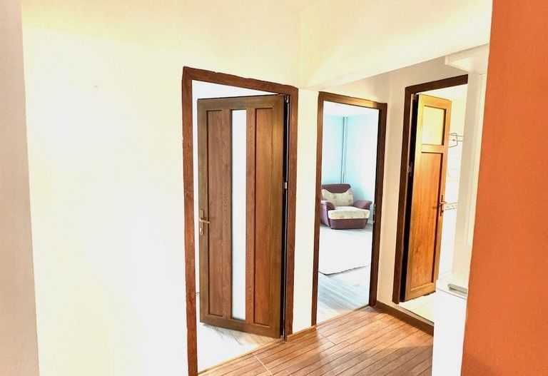 De inchiriat apartament cu 3 camere , Nerva Traian sector3 - Poză 9