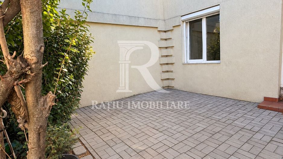 BIROU ULTRACENTRAL | 4 CAMERE | PARCARE CU BARIERA | ORADEA - Poză 2