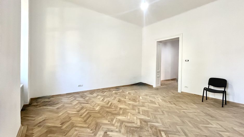 Apartament 2 camere, renovat integral, pretabil birou, zona Centrala - Poză 4