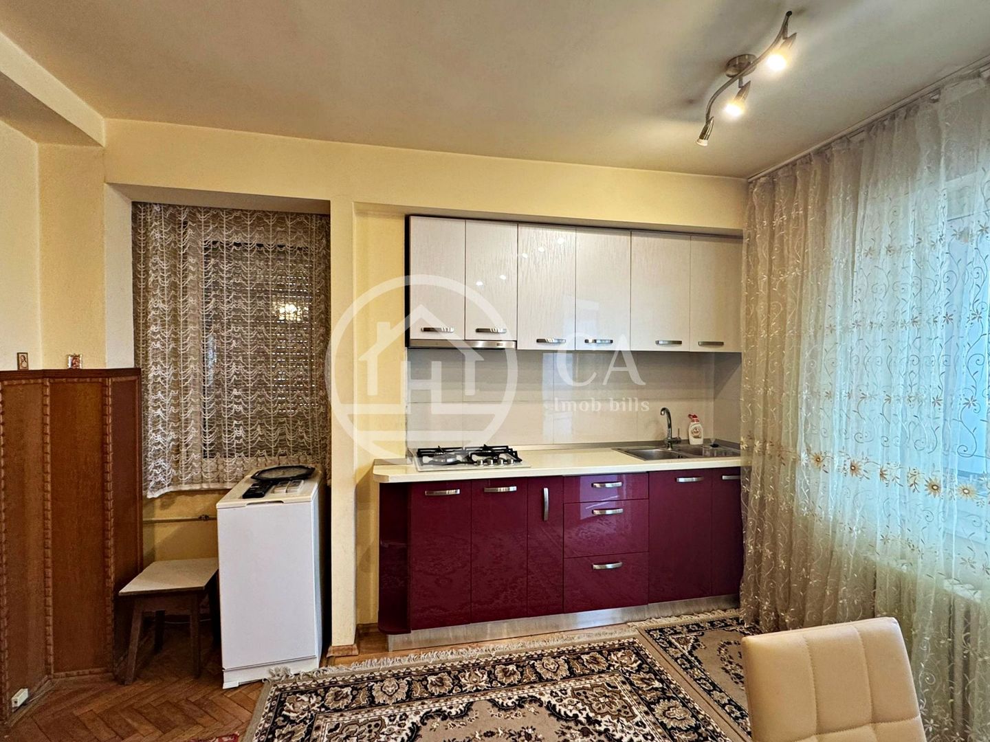 Apartament de închiriat cu 3 camere în Centrul Civic, Oradea - Poză 10