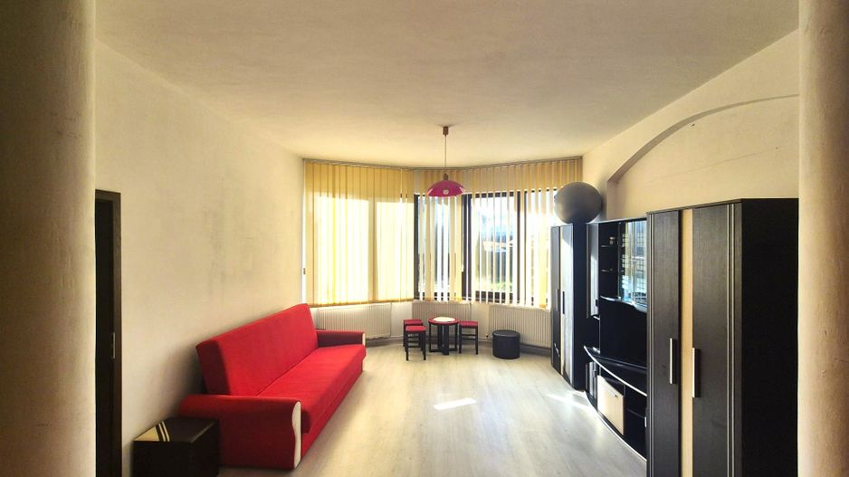 Apartament la casă cu grădină - Poză 6