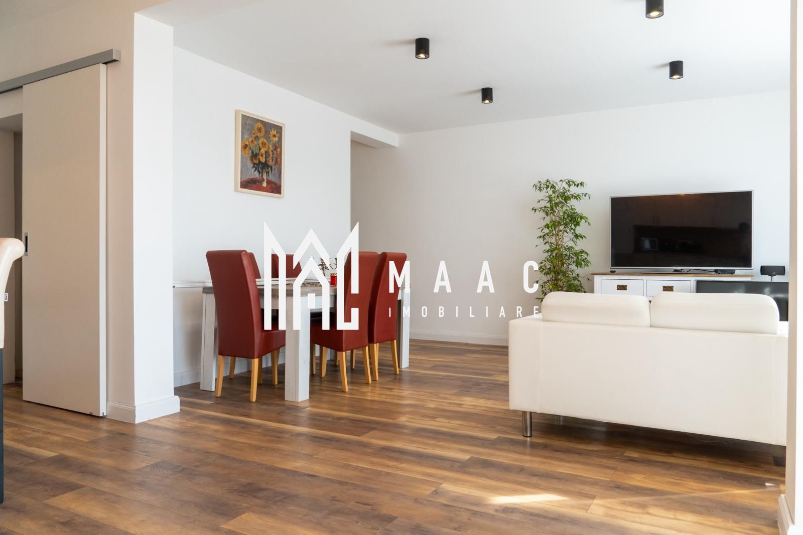 Casa 5 camere I Terasa I Curte I Cristian - Poză 3