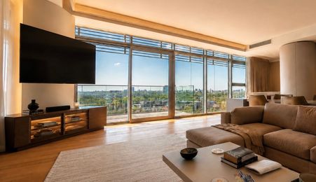 Persoana Fizica Apartament mobilat designer 4 camere Upsite panoramic view Lac