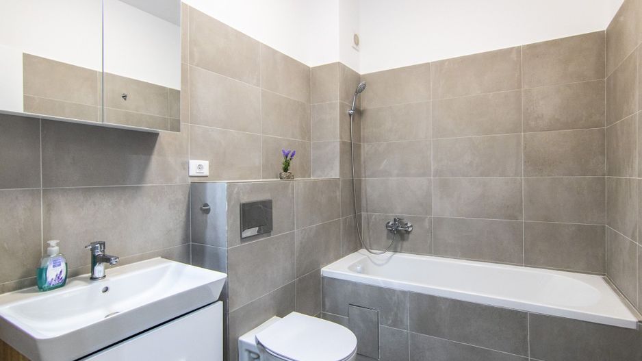 Garsoniera De Inchiriat | langa Metrou | Iuliu Maniu | Mobilata si Utilata - Poză 30