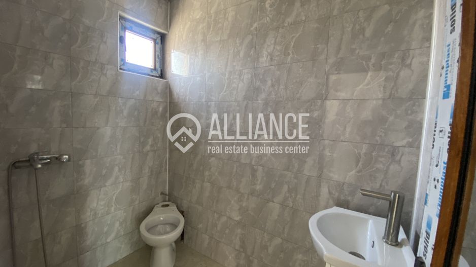 VALU LUI TRAIAN(COD 07) -Casa P+M 5 camere cu teren de 300 mp - Poză 14