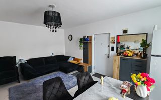Apartament 3 camere, recent renovat – zona centrală Florești - Poză 2