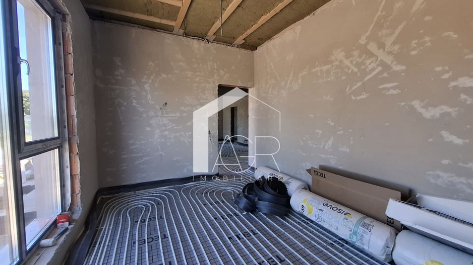 Casa cu 4 camere de vanzare, Baicoi - Poză 9
