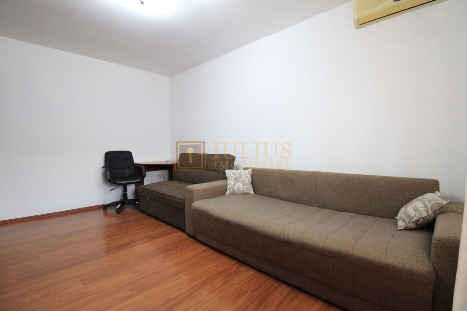 Zona linistita, o camera. - Poză 7