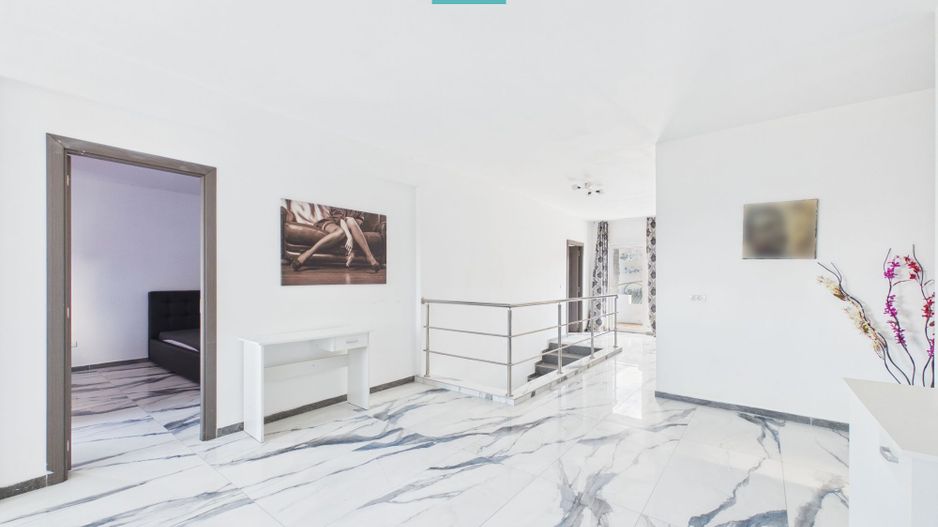 Vilă cu 5 dormitoare, piscină și garaj pe Eminescu - Poză 2
