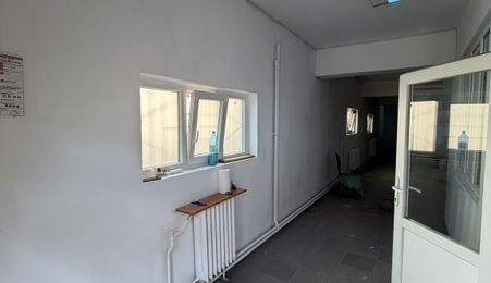 Spatiu Comercial 120mp, parter