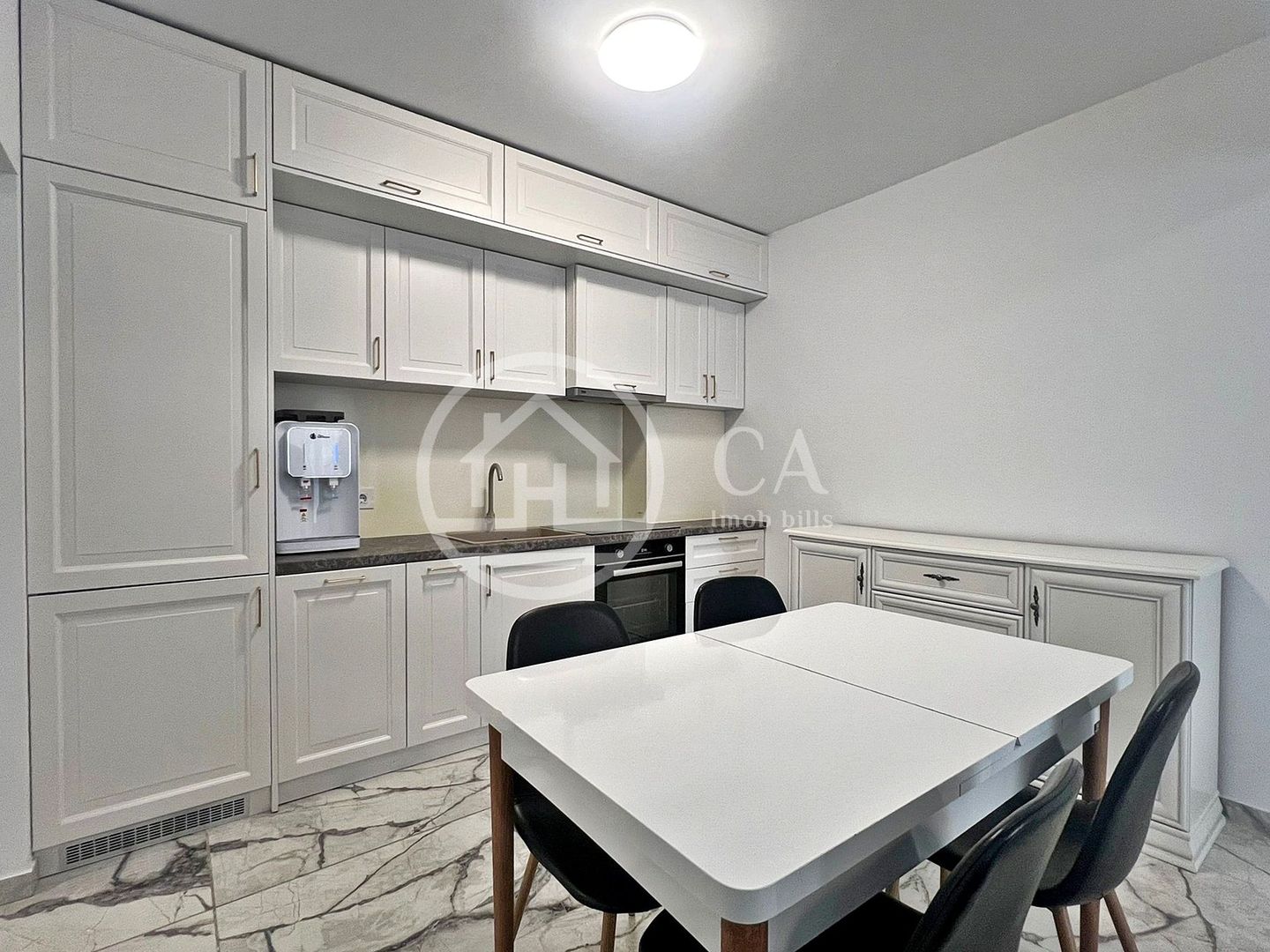 Apartament cu 3 camere de inchiriat in Prima Arena, Oradea - Poză 3