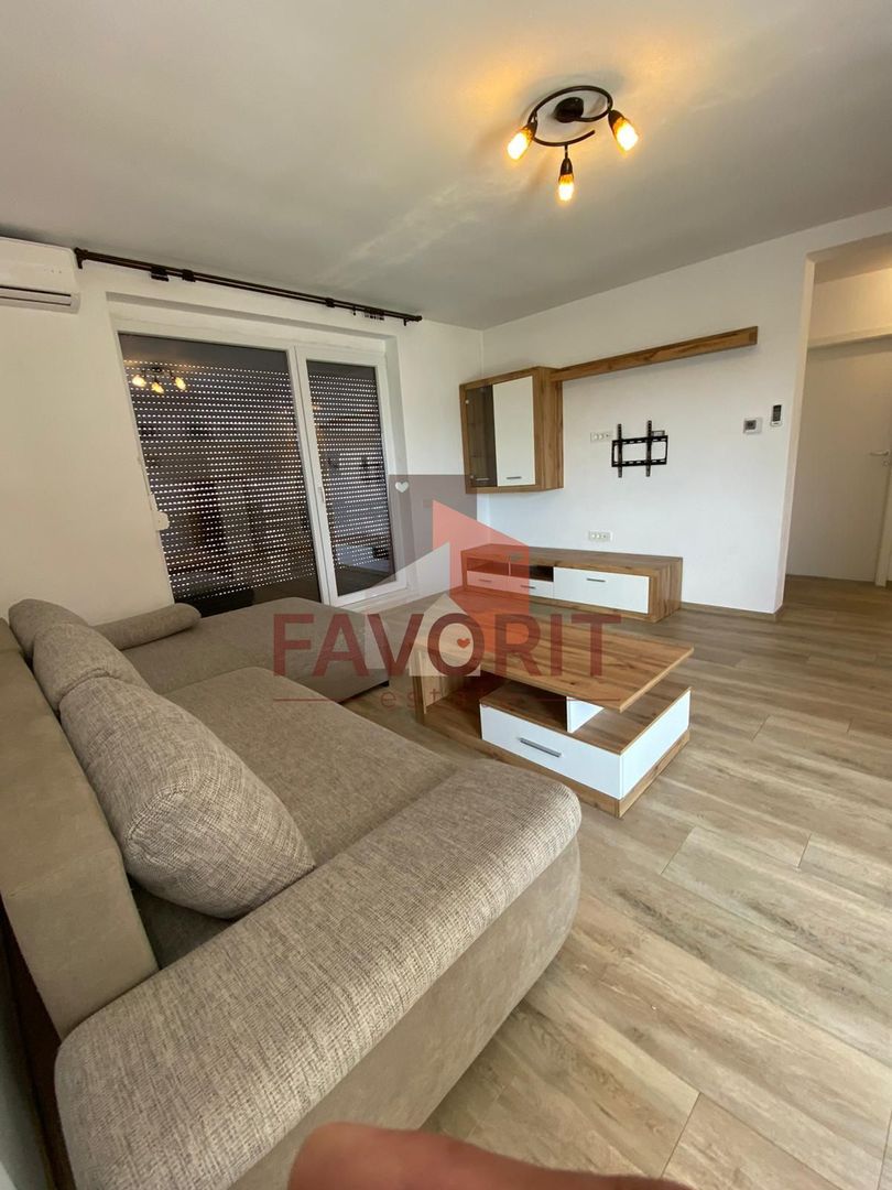 Dumbravita- Kaufland. Decomandat. Loc de parcare in CF - Poză 1