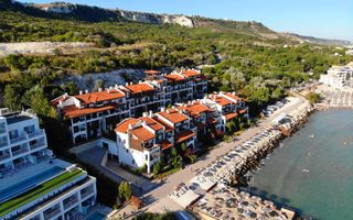 Apartamente cu 2 si 3 camere ideal investitie cu vedere superba Bulgaria Balcic - Poză 12