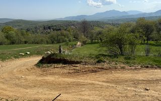 Terenuri Bran - Predelut  Priveliște către Bucegi și Postăvaru - Poză 4