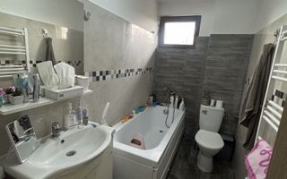 Apartament 2 camere cu balcon tip terasă, parcare inclusă, bloc 2018 – Valea Adâncă - Poză 5