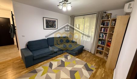 Apartament cu 3 camer, semidecomandat, in cartierul Rovine
