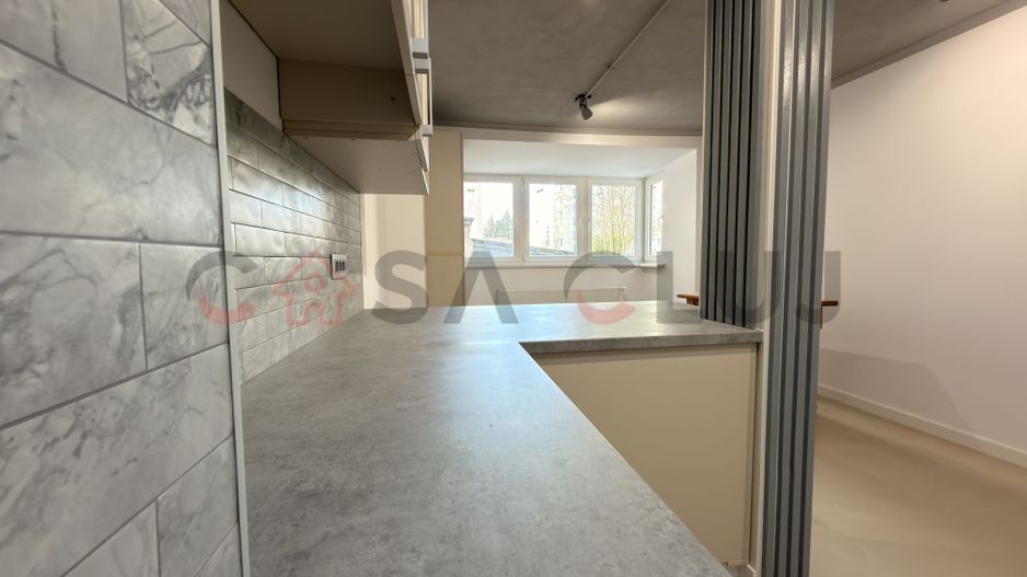 La Cheie, Manastur, Piata Flora!! - Poză 2