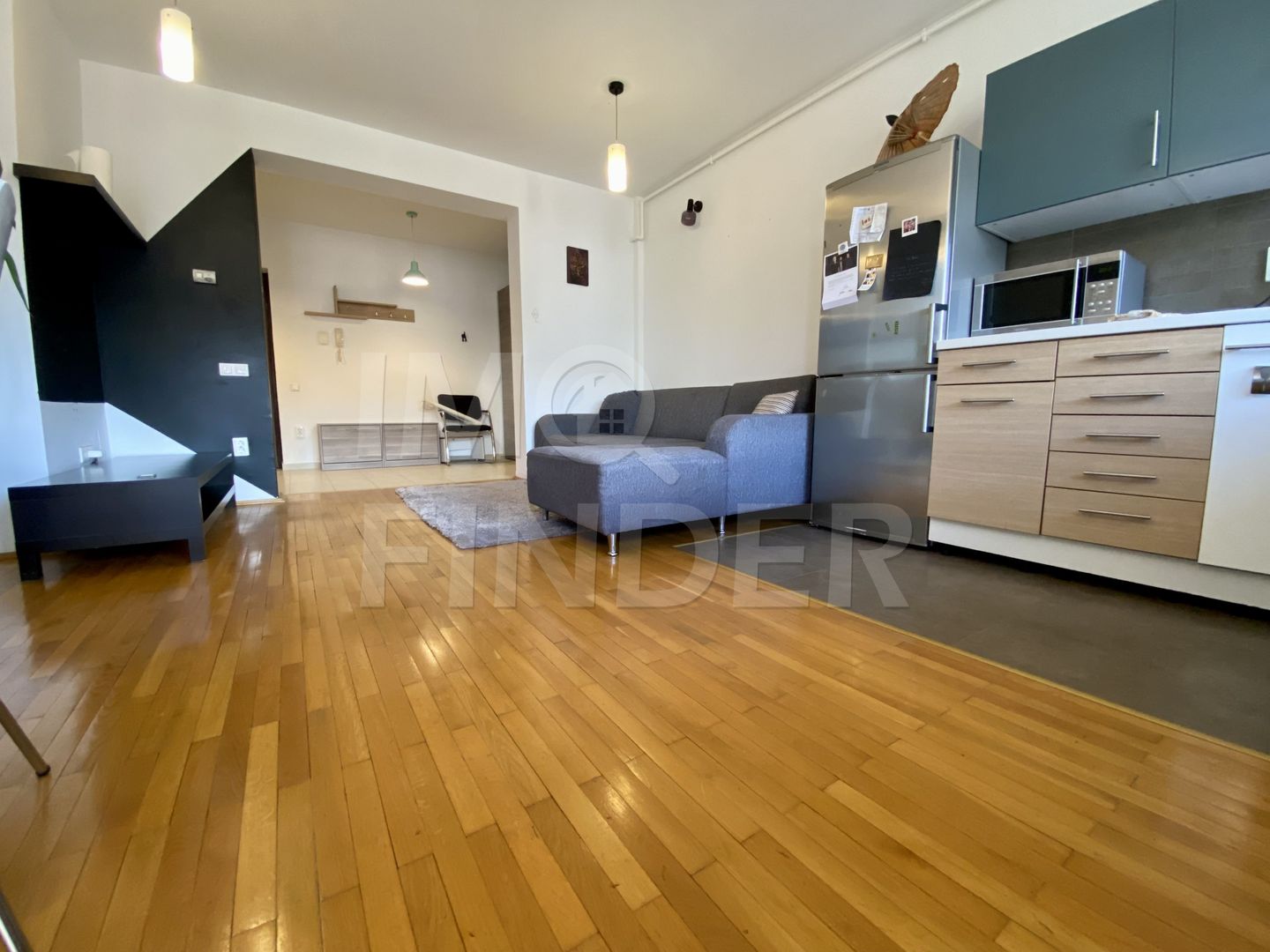 Ocazie ! Apartament la Cheie  2/4  Parcare exterioara  in Zorilor - Poză 2