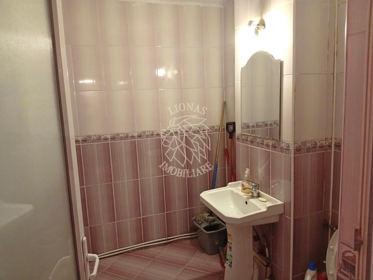 Spatiu comercial 4 camere 70 mp-ideal salon, cabinet-Calea Moldovei - Poză 6