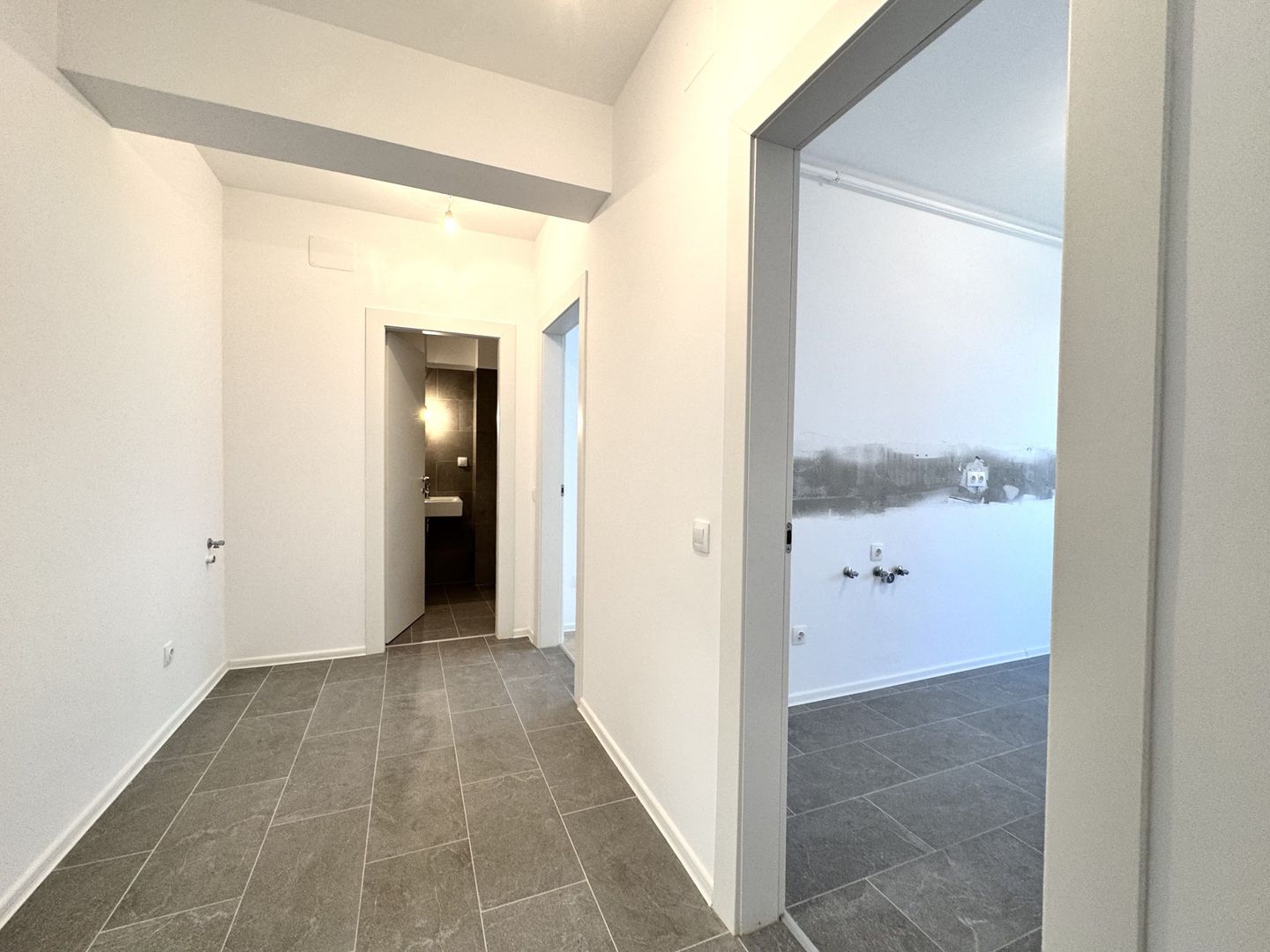 3 camere nou Finisat la cheie - 79 mp SU - Sector 1 - Poză 13
