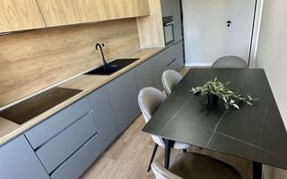 Apartament de vanzare 3 camere decomanda, balcon, parcare - Poză 2