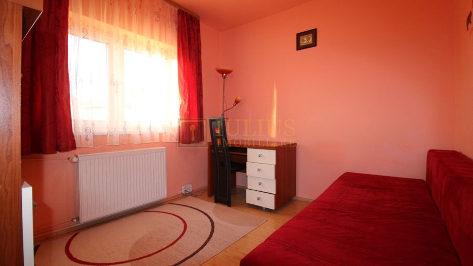 3 camere + 2 bai, centrala proprie. zona Aradului. - Poză 17