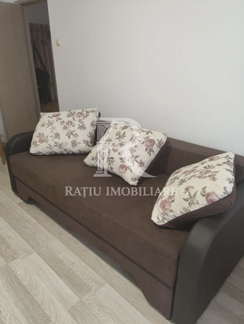 Apartament cu 3 camere | Calea Aradului | Oradea - Poză 2