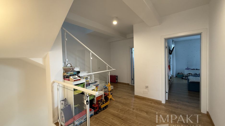 Casa insiruita deosebita cu 5 camere in cartierul Sopor - Poză 6