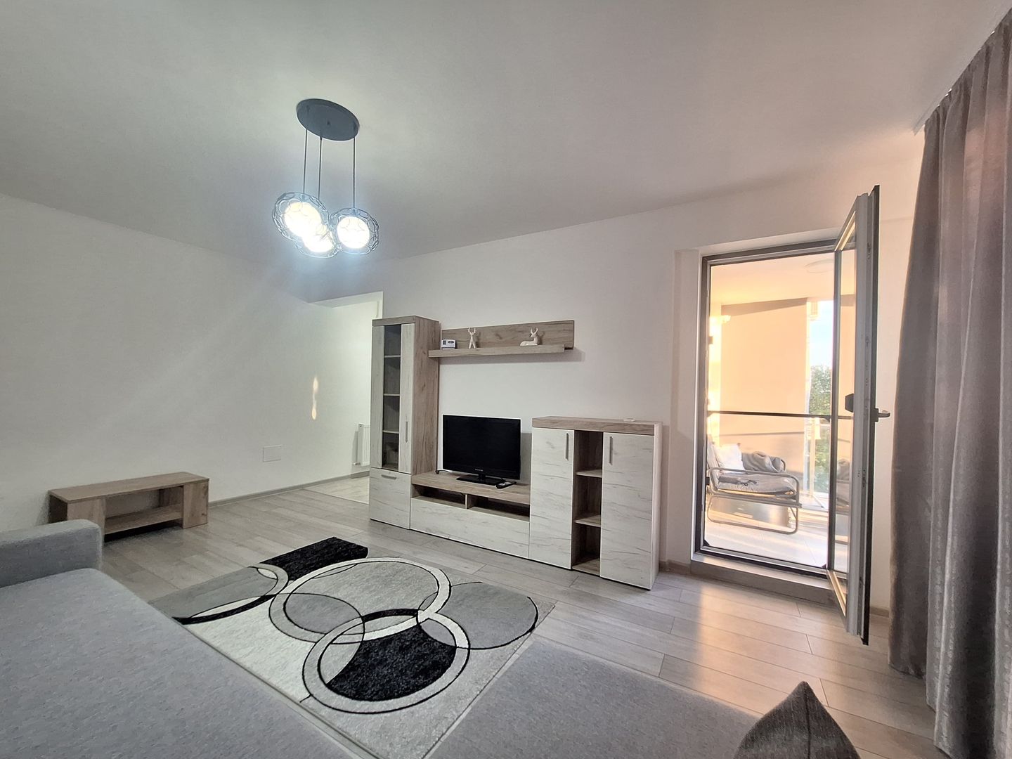 Apartament 2 camere | Drumul Valea Doftanei nr. 20 - Poză 2