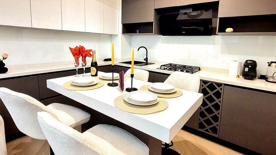 Închiriere apartament 3 camere | Parcare + Debara privată incluse - Poză 2