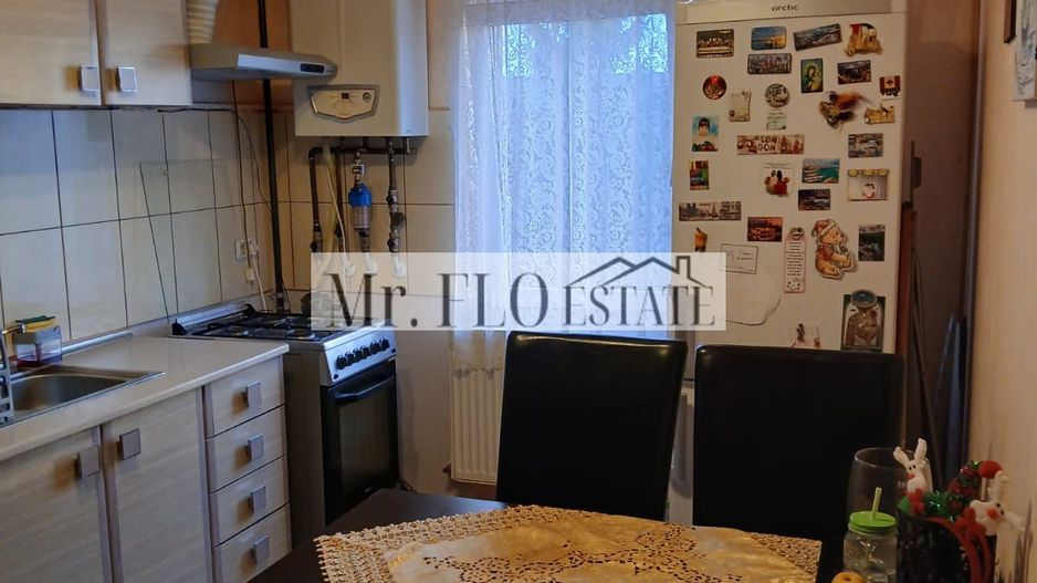 Apartament 2 camere cu 2 balcoane și pod – zona Torontalului - Poză 4