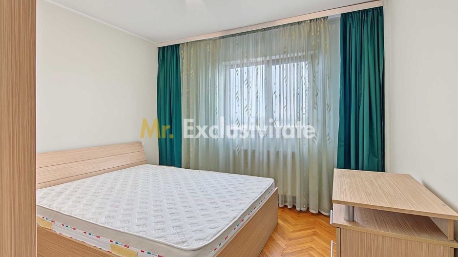 Apartament cu 3 camere decomandat etaj intermediar - Poză 10