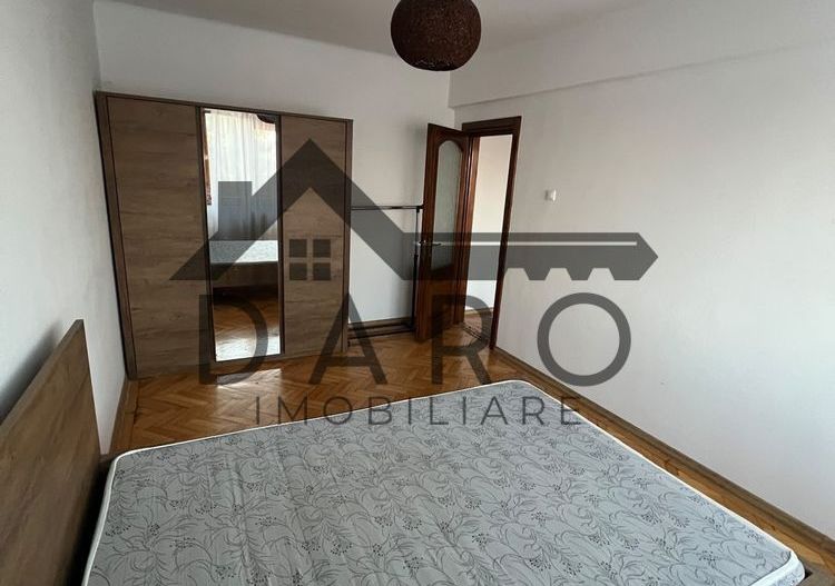 De inchiriat apartament 2 camere in centru - Poză 3