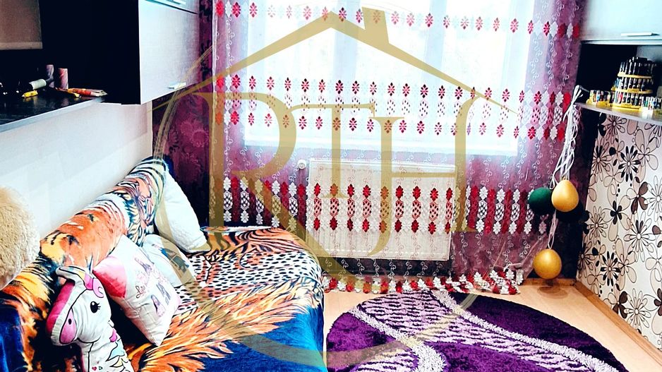 Apartament 2 camere,decomandat,situat langa Complexul Bega Bujorilor . - Poză 6