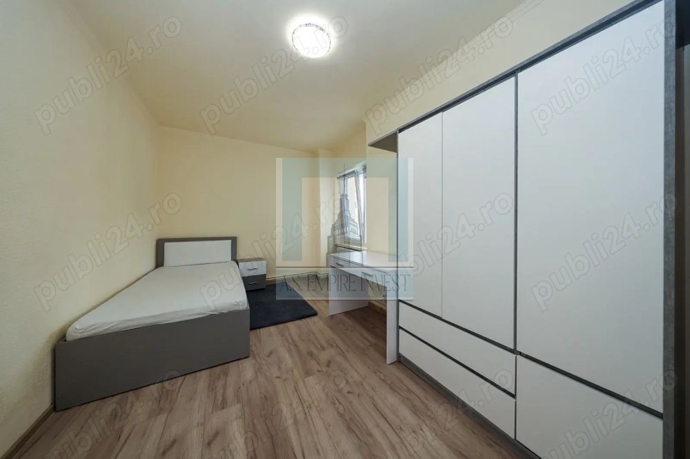 Apartament 4 camere, 2 bai, 3 terase - zona Centrul Civic - Poză 3