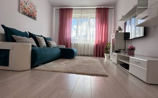 Studio luminos spre vanzaare, la poalele Pietrei Craiului – Zărnești - Poză 3